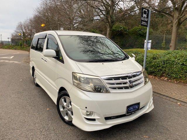 Toyota Alphard 2.4 AS 8 Seats MPV Petrol Pearl White