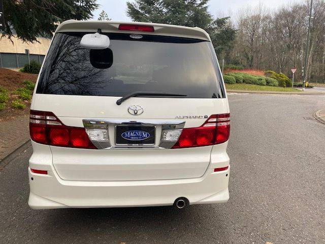 2006 Toyota Alphard 2.4 AS 8 Seats