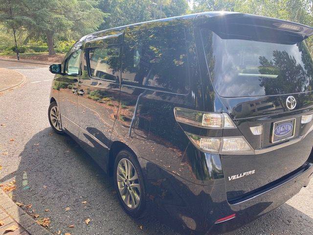 2010 Toyota Vellfire 2.4 Platinum Selection 2. 7 Seats