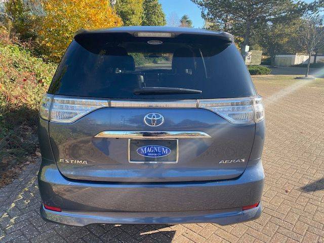 2013 Toyota Estima 2.4 Aeras Premium 4WD 7 Seats