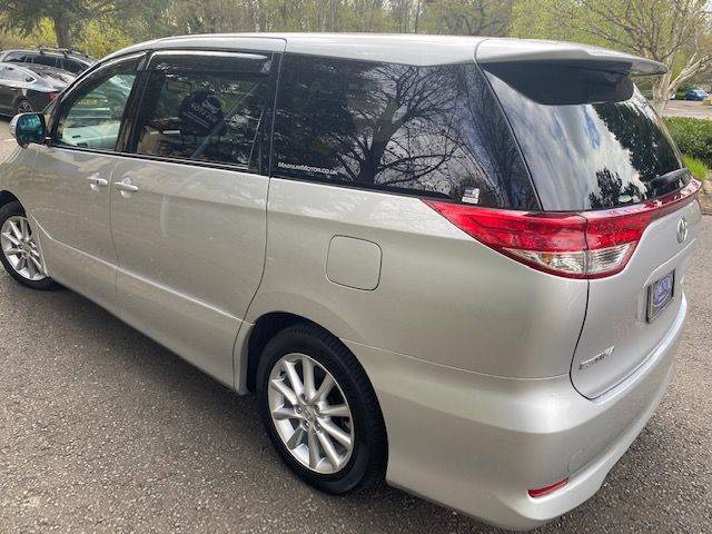 2011 Toyota Estima 2.4 Aeras 8 Seats