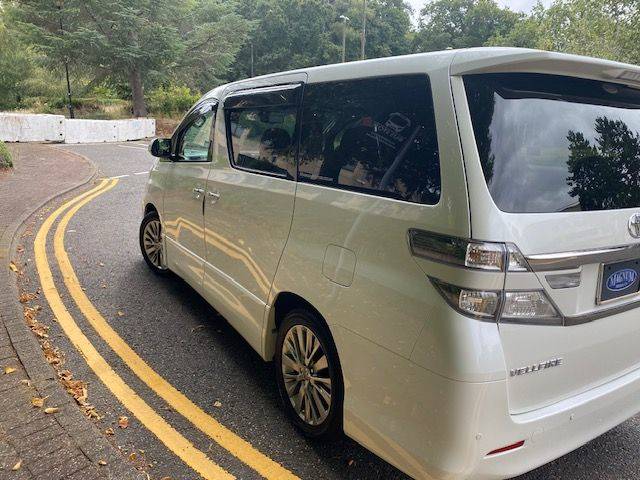 2014 Toyota Vellfire 2.4 Golden Eyes 2 Edition 7 Seats