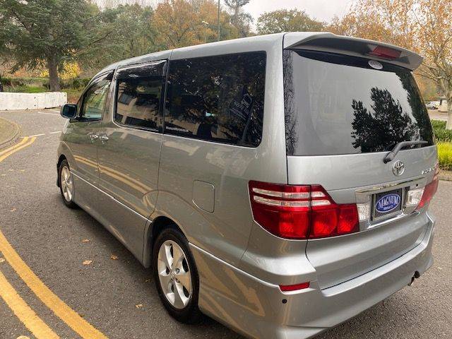 2006 Toyota Alphard 2.4 AS 4WD 8 Seats