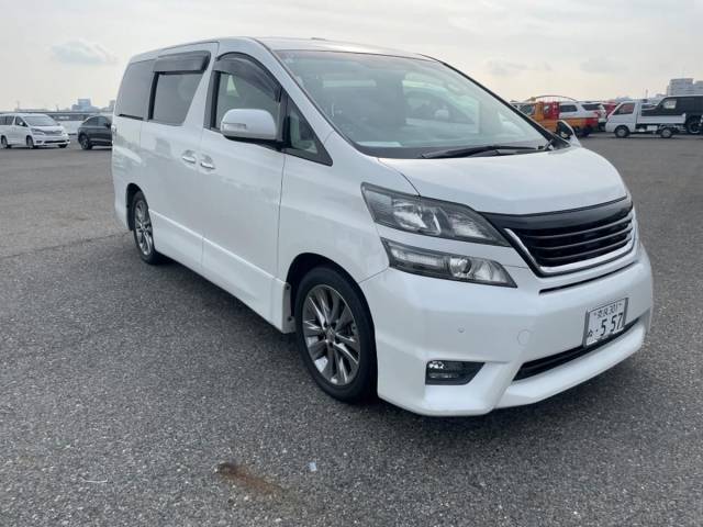 2011 Toyota Vellfire 2.4 Platinum Selection 2 7 Seats