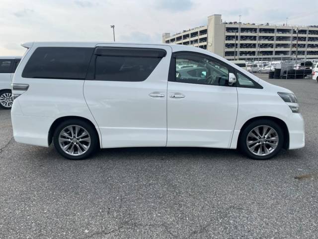 2011 Toyota Vellfire 2.4 Platinum Selection 2 7 Seats