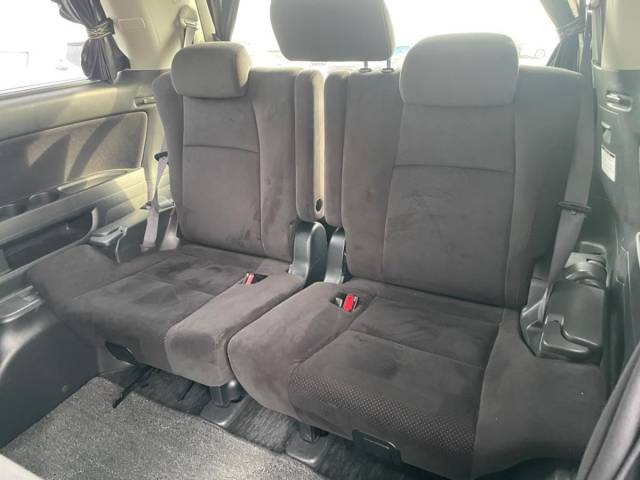 2011 Toyota Vellfire 2.4 Platinum Selection 2 7 Seats