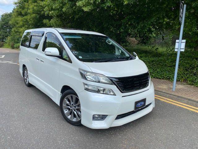 Toyota Vellfire 2.4 Platinum Selection 2 7 Seats MPV Petrol Pearl White