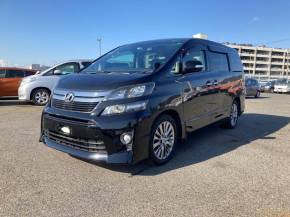 TOYOTA VELLFIRE 2014  at Magnum Motor Co Farnborough