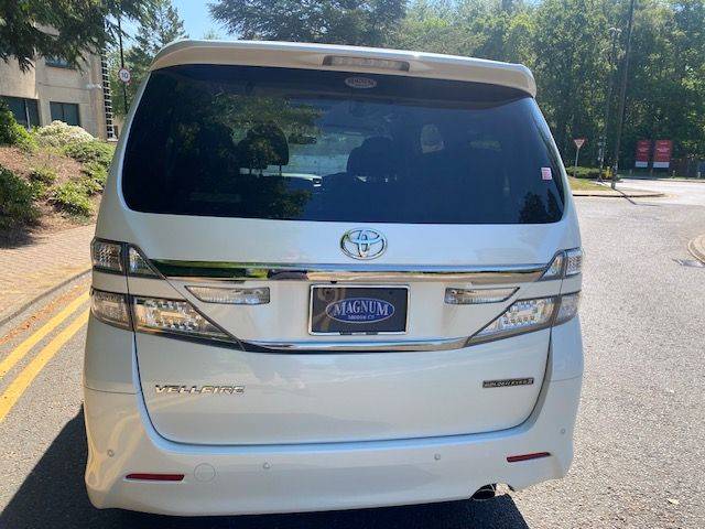 2014 Toyota Alphard 2.4 Vellfire Golden Eyes 2 Edition 7 Seats