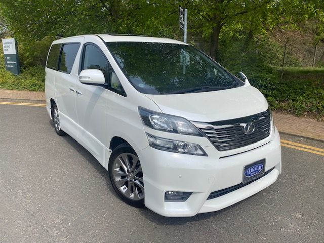 2011 Toyota Alphard