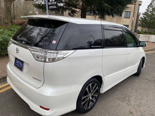 2013 Toyota Estima 2.4 Aeras 8 Seats
