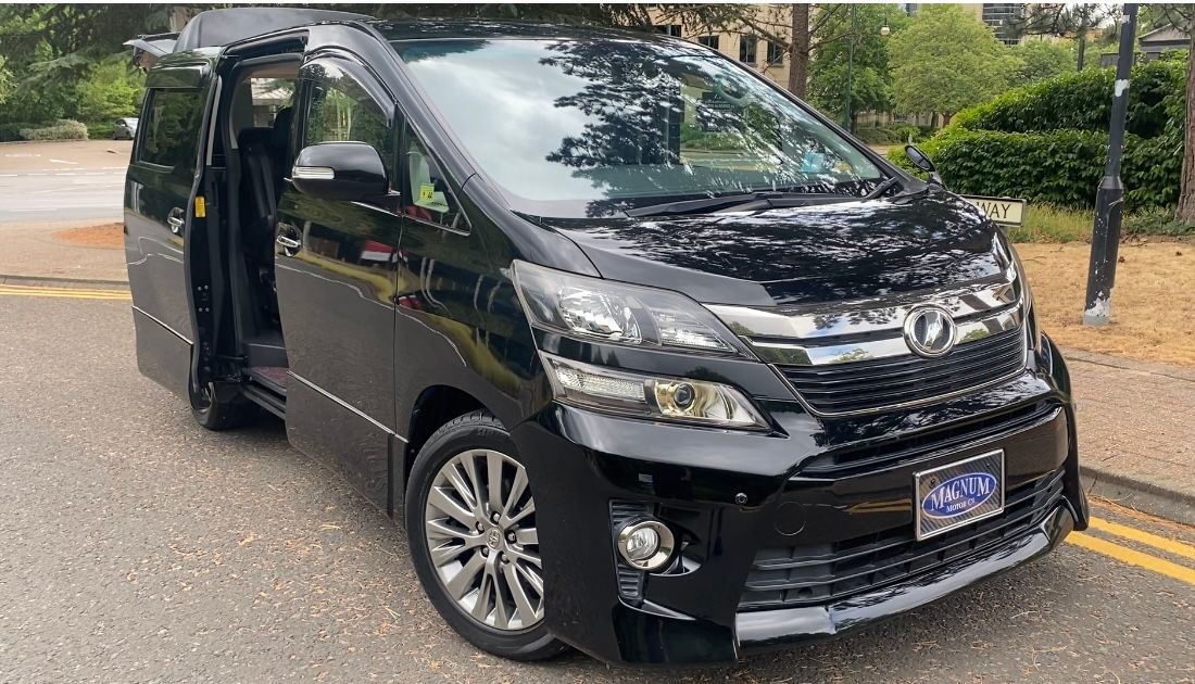 2013 Toyota Alphard
